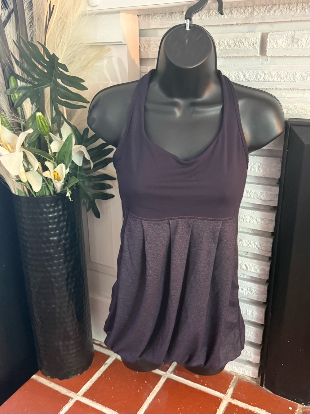 lululemon athletica Purple Athletic Tank with Built in Bra and Logo - Size 6